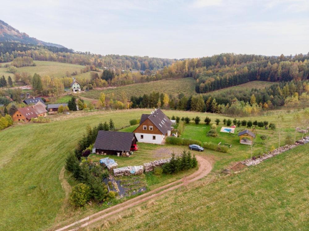 Apartman V Chaloupce Na Vrsku Bernsdorf Buitenkant foto