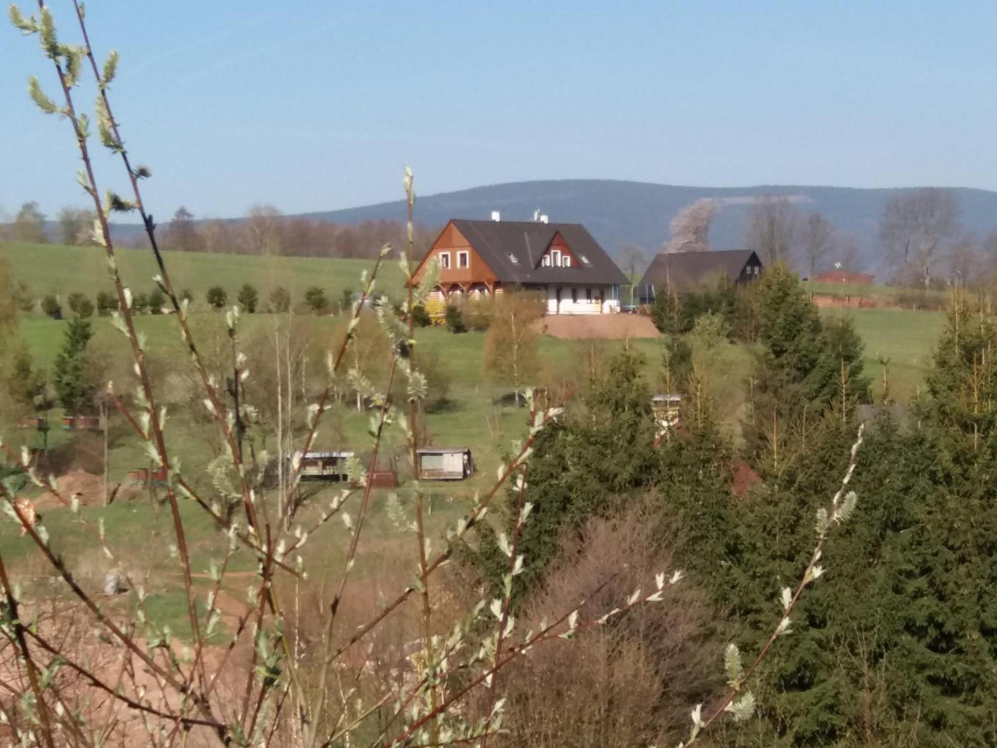 Apartman V Chaloupce Na Vrsku Bernsdorf Buitenkant foto