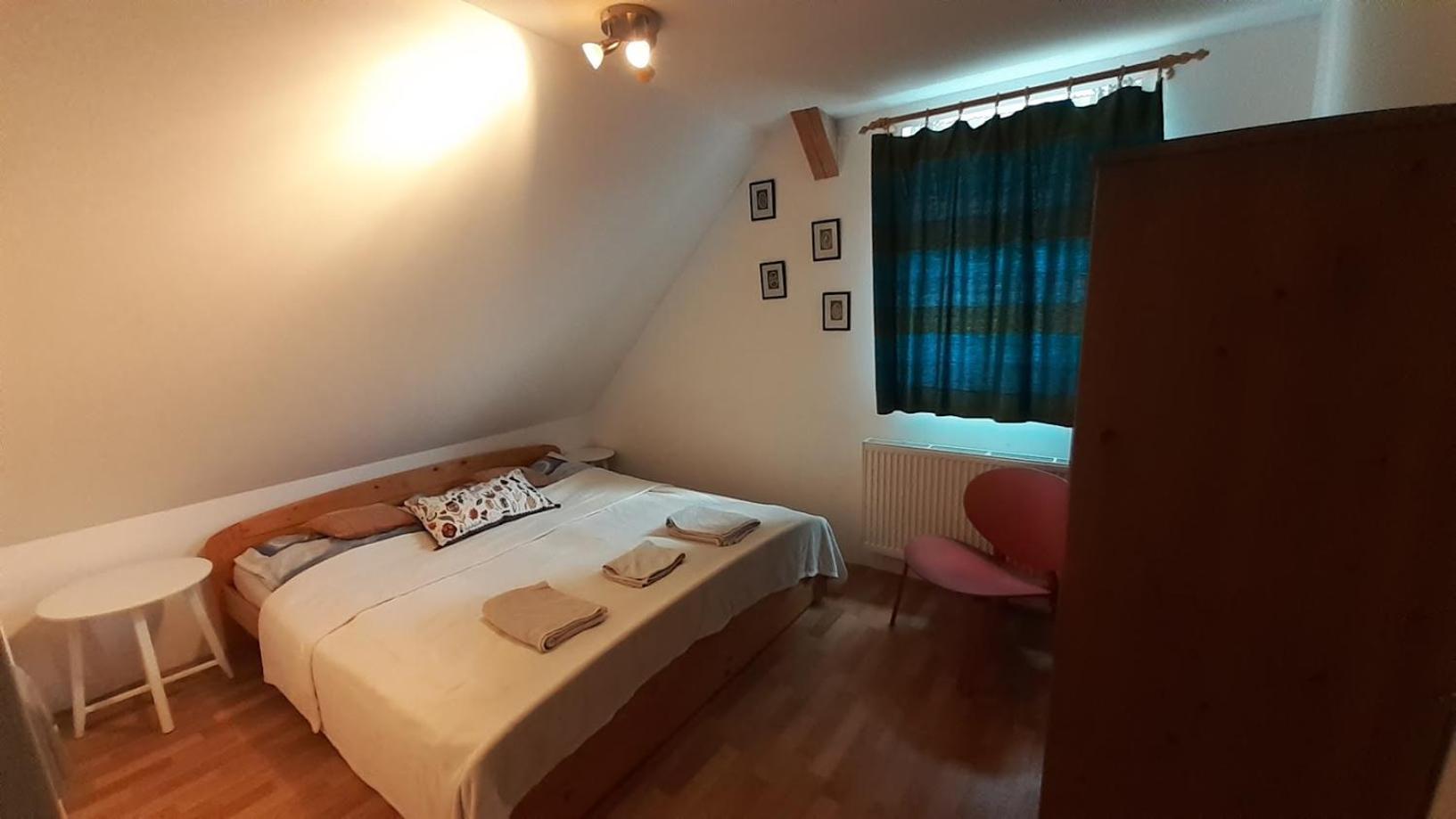 Apartman V Chaloupce Na Vrsku Bernsdorf Buitenkant foto